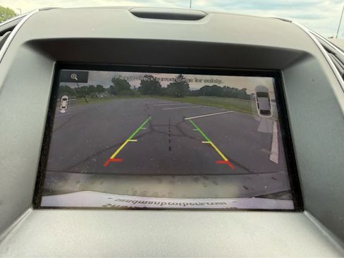 Used 2015 Ford Edge Titanium w/ Equipment Group 302A AWD/4WD image 19