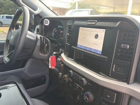 Used 2025 Ford F450 XLT w/ 360-Degree Camera Package AWD/4WD image 14