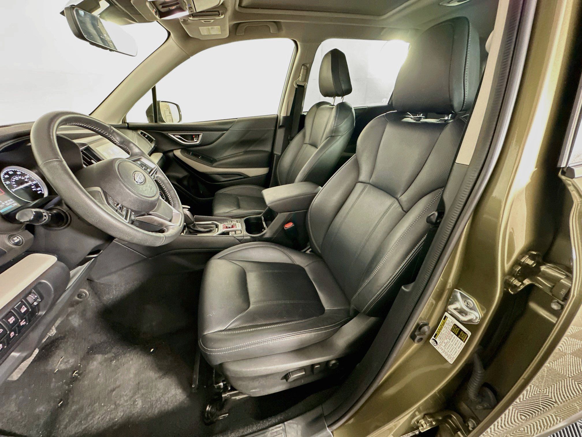 Used 2023 Subaru Forester Limited AWD/4WD image 12