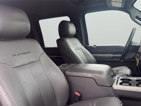 Used 2015 Ford F250 Platinum w/ FX4 Off-Road Package AWD/4WD image 14