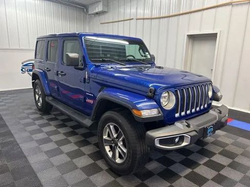 Used 2020 Jeep Wrangler Unlimited Sahara w/ Uconnect 4C Nav & Sound Group image 2