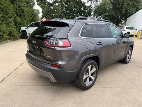 Used 2022 Jeep Cherokee Limited AWD/4WD image 30