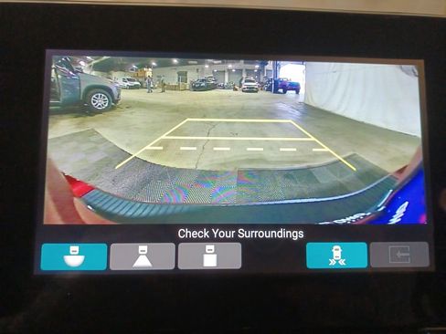 Certified 2023 Honda Odyssey Touring image 24