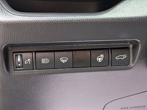 Used 2021 Toyota RAV4 XLE Premium AWD/4WD image 17