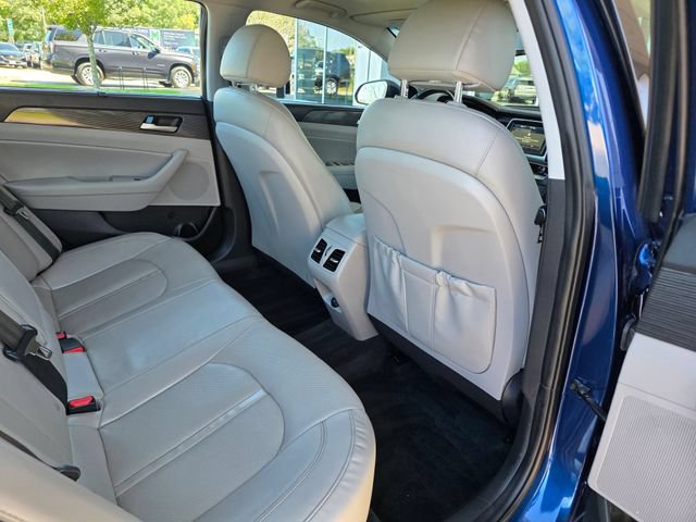 Used 2019 Hyundai Sonata Limited w/ Ultimate Package 04 FWD image 14