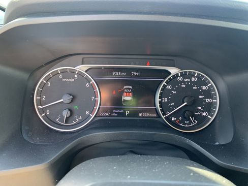 Used 2025 Nissan Rogue SV image 19