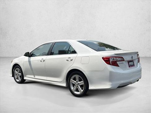Used 2013 Toyota Camry SE FWD image 7