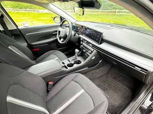 Certified 2025 Hyundai Sonata SE FWD image 22