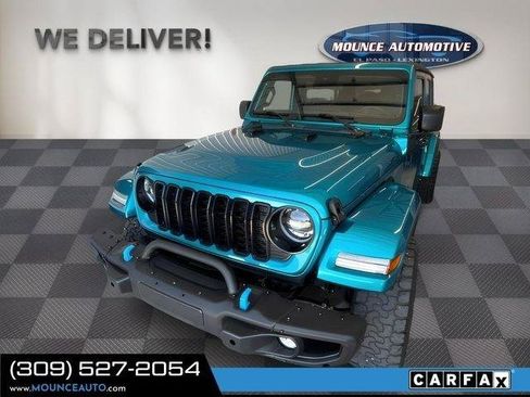 Used 2024 Jeep Wrangler Unlimited w/ Convenience Group AWD/4WD image 3