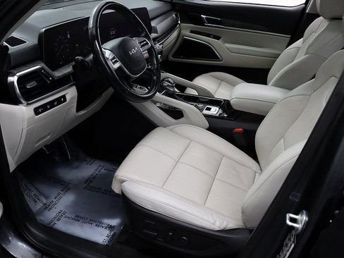 Used 2024 Kia Telluride SX image 10