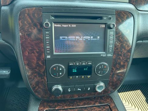 Used 2014 GMC Yukon Denali AWD/4WD image 36
