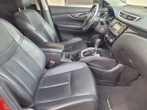 Used 2015 Nissan Rogue SL w/ SL Premium Package image 17