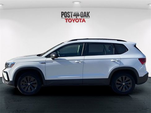 Used 2023 Volkswagen Taos S image 4