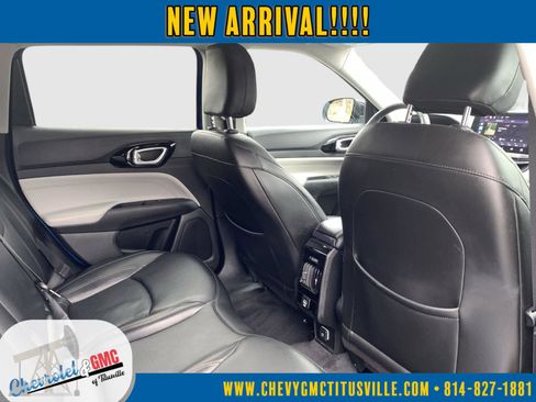 Used 2022 Jeep Compass Limited image 22