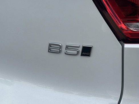 New 2026 Volvo XC40 B5 Plus w/ Protection Package Premier AWD/4WD image 22