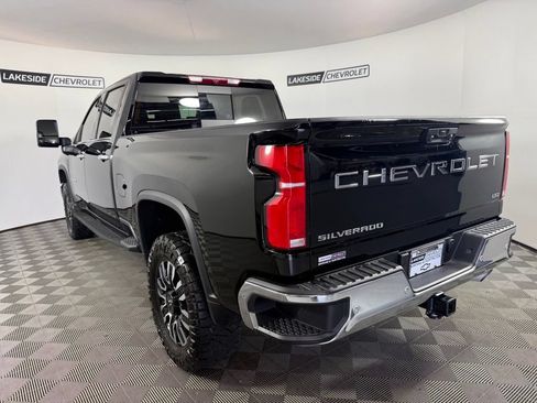 Used 2025 Chevrolet Silverado 2500 LTZ w/ LTZ Plus Package AWD/4WD image 4