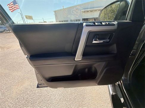Used 2022 Toyota 4Runner SR5 image 21
