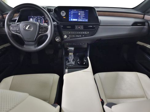 Used 2024 Lexus ES 350 w/ Premium Package FWD image 13
