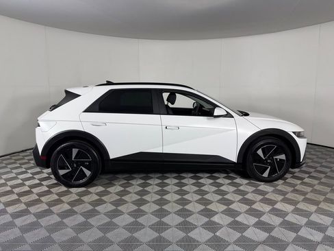 Used 2025 Hyundai Ioniq 5 SEL RWD image 4
