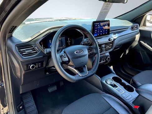 Used 2025 Ford Escape ST-Line FWD image 18