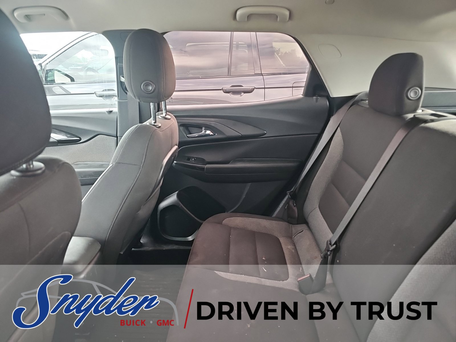 Used 2021 Chevrolet TrailBlazer LS AWD/4WD image 4