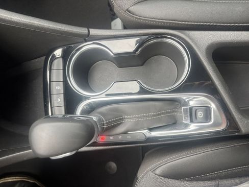 Used 2025 Buick Encore GX Preferred image 39