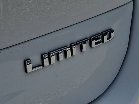 Certified 2023 Jeep Grand Cherokee L Limited w/ Trailer Tow Group (B) AWD/4WD image 30