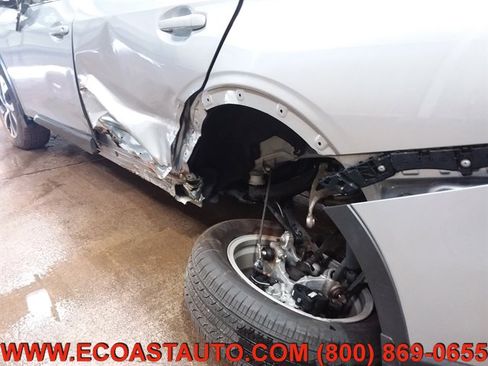 Used 2020 Subaru Outback Limited w/ Popular Package #2 image 18