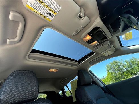 Used 2024 Subaru Crosstrek 2.0i Premium image 18