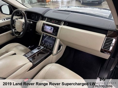 Used 2019 Land Rover Range Rover Long Wheelbase Supercharged image 32