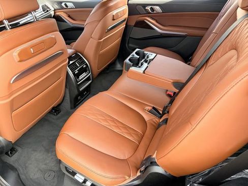 New 2026 BMW X7 M60i AWD/4WD image 17