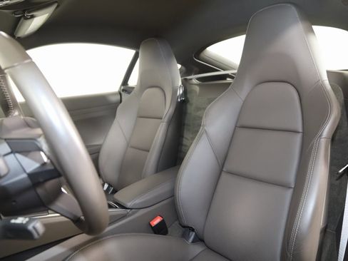 Used 2023 Porsche 718 Cayman S w/ Sport Chrono Package image 40