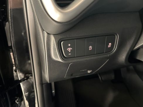 Used 2021 Kia Soul LX FWD image 18