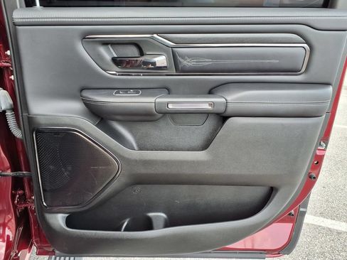 Used 2022 RAM 1500 Limited AWD/4WD image 16