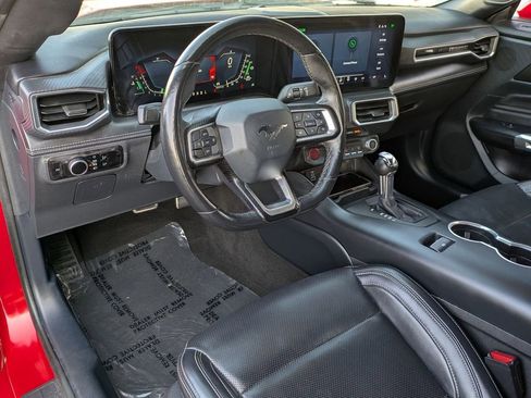 Used 2024 Ford Mustang Premium image 14