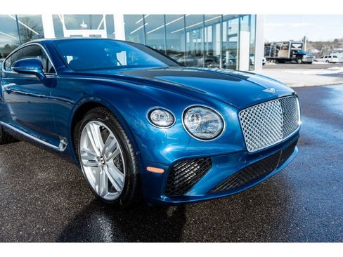 Used 2020 Bentley Continental GT image 19
