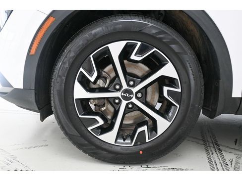 Used 2023 Kia Sportage EX FWD image 23
