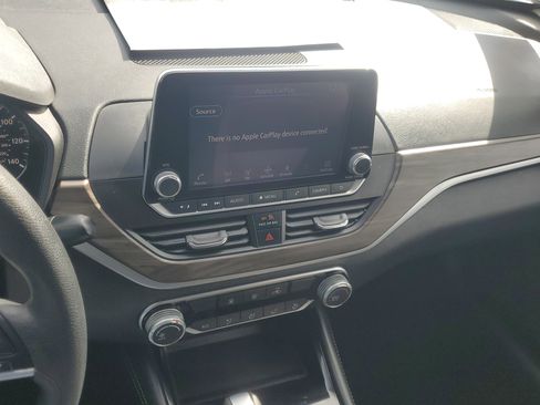 Certified 2023 Nissan Altima 2.5 SV image 24