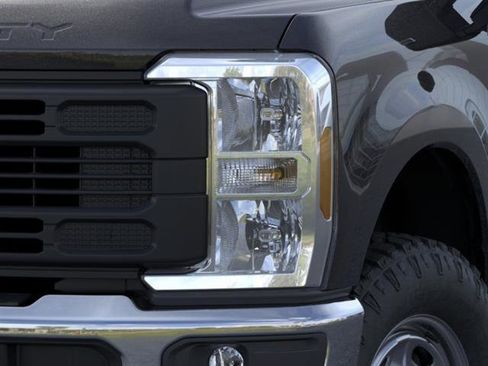 New 2026 Ford F350 XL AWD/4WD image 18