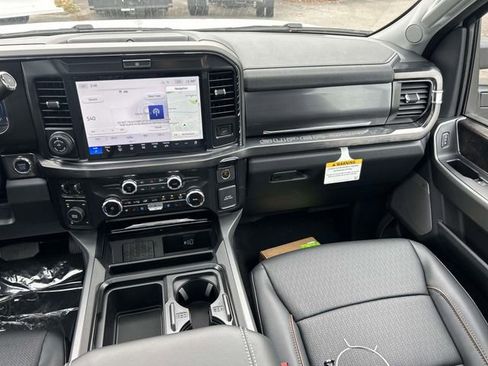 New 2026 Ford F350 Lariat w/ Lariat Ultimate Package image 15
