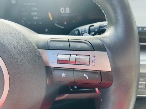 Used 2024 Hyundai Kona Limited AWD/4WD image 23