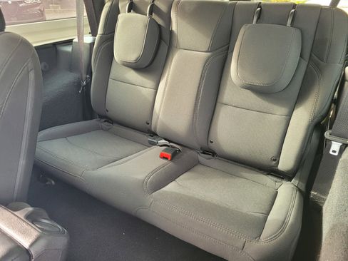 Used 2021 Jeep Wrangler Sport S image 10