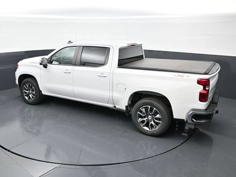 Used 2024 Chevrolet Silverado 1500 LT AWD/4WD image 36
