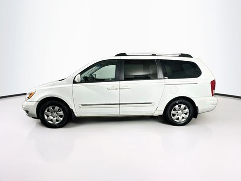Used 2008 Hyundai Entourage GLS FWD image 4