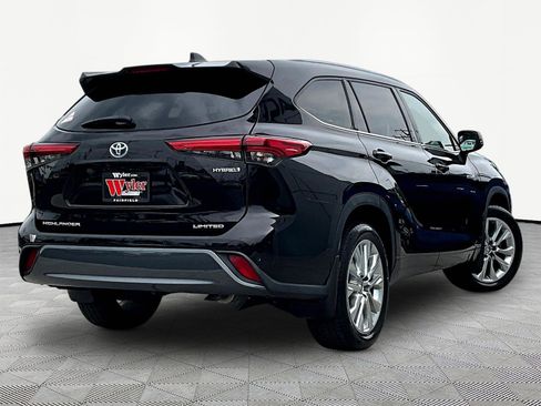 Used 2021 Toyota Highlander Limited AWD/4WD image 6