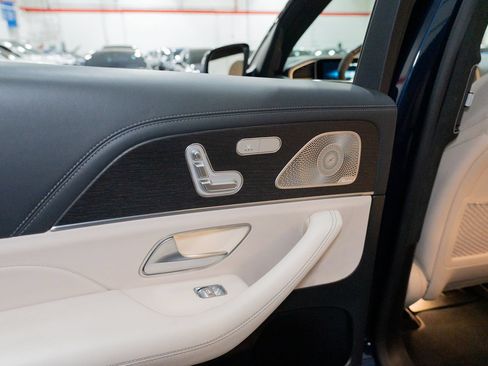 Used 2021 Mercedes-Benz GLS 63 AMG 4MATIC image 25