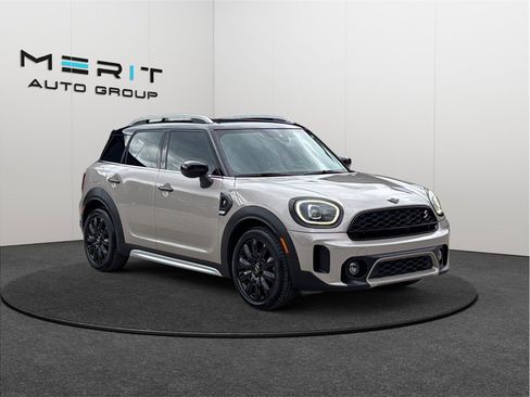 Used 2023 MINI Cooper Countryman S FWD image 1