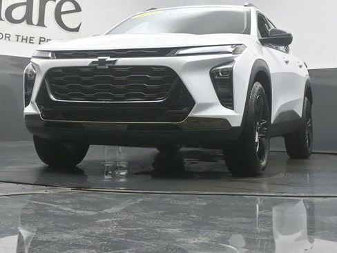 Used 2025 Chevrolet Trax ACTIV w/ Driver Confidence Package image 4