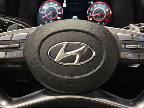 Used 2024 Hyundai Palisade Calligraphy AWD/4WD image 16