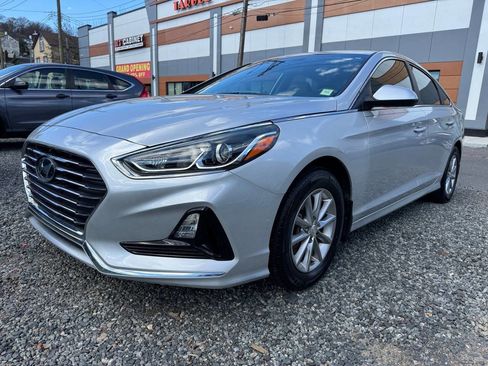 Used 2019 Hyundai Sonata SE image 1